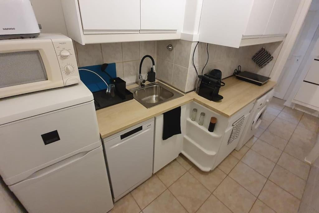 Violet Apartment With Air Condition Budapeşte Dış mekan fotoğraf